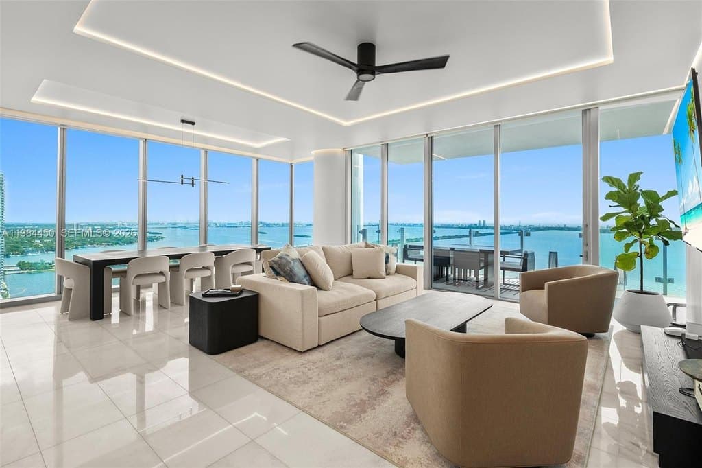 700 NE 26th Ter Unit 3401