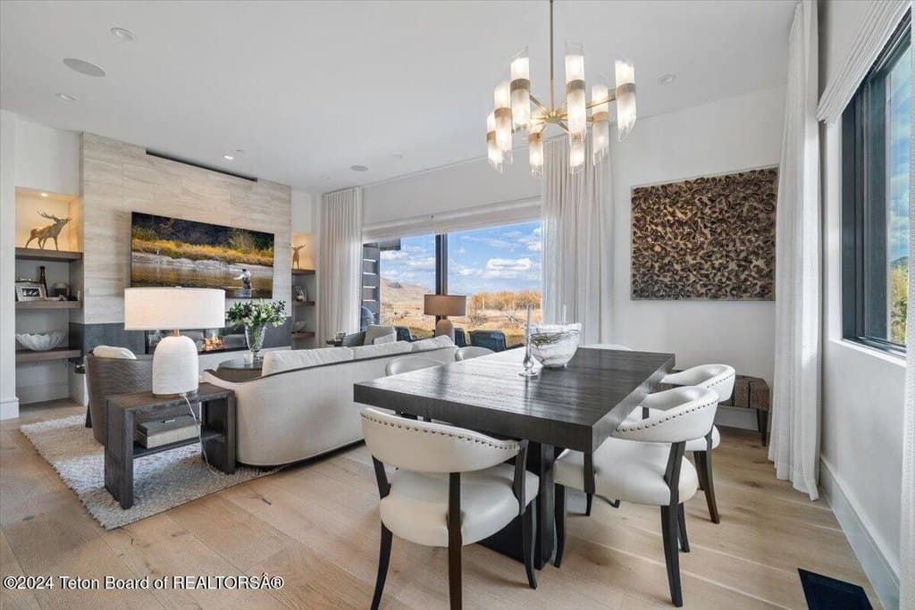 400 Hidden Hollow Dr, Jackson