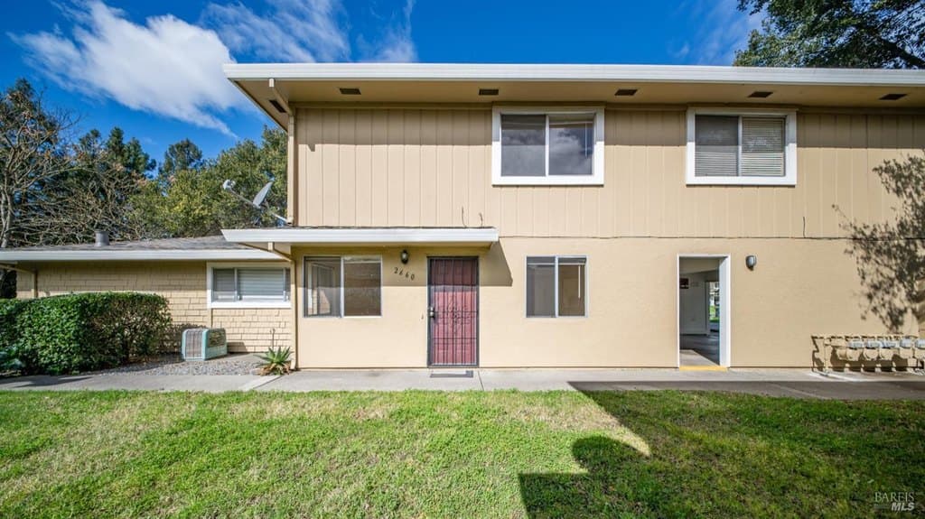 2660 Coffey Ln, Santa Rosa