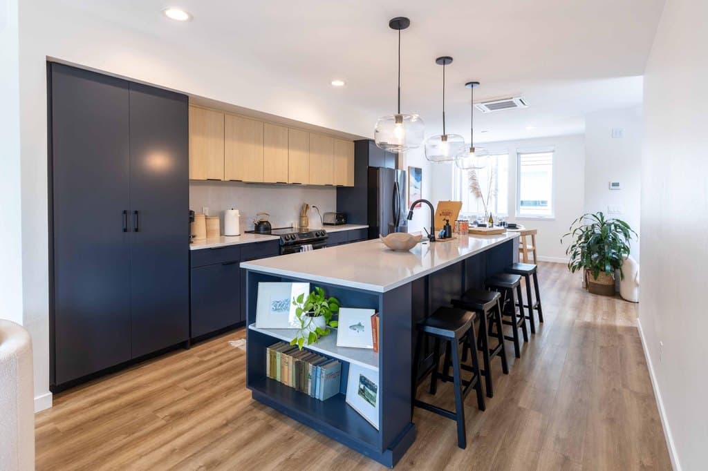 410 N River St Apt 9, Hailey