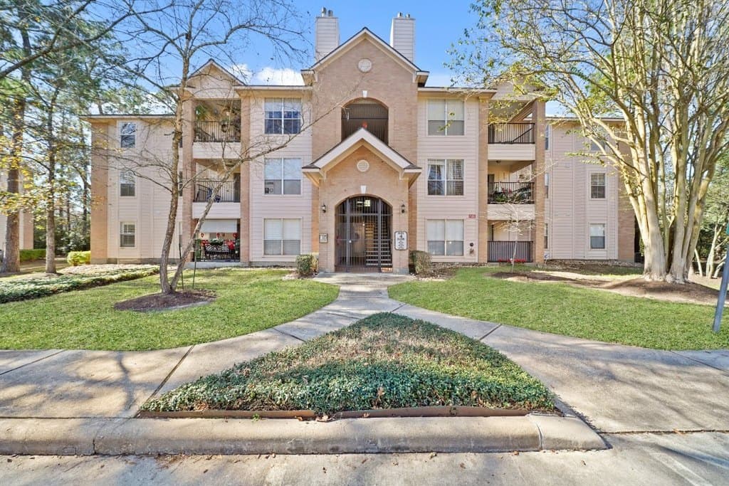 8051 Bay Branch Dr Unit 421, The Woodlands