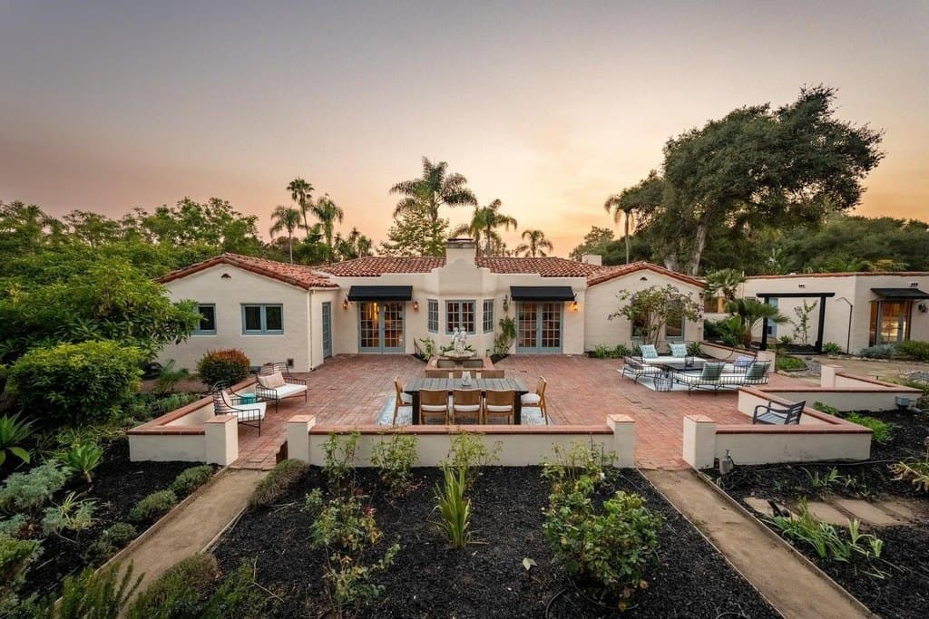 99 LA Vuelta Rd, Montecito