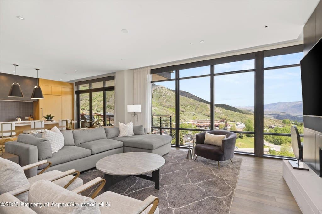 77 Wood Rd Unit 507-13, Snowmass Village