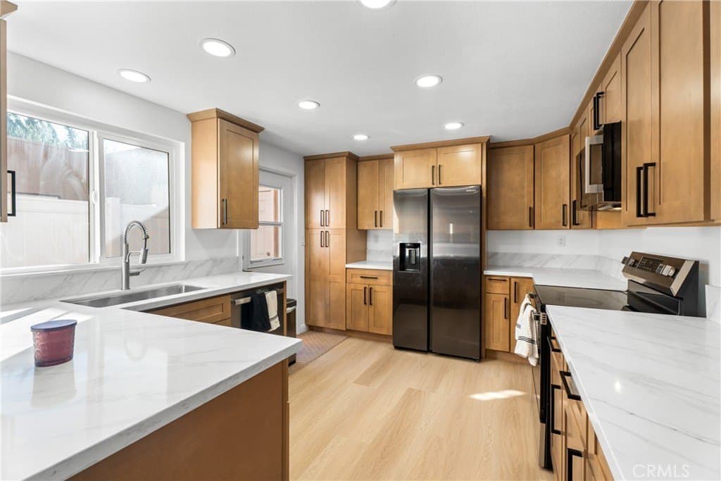 4956 Pearce Dr, Huntington Beach