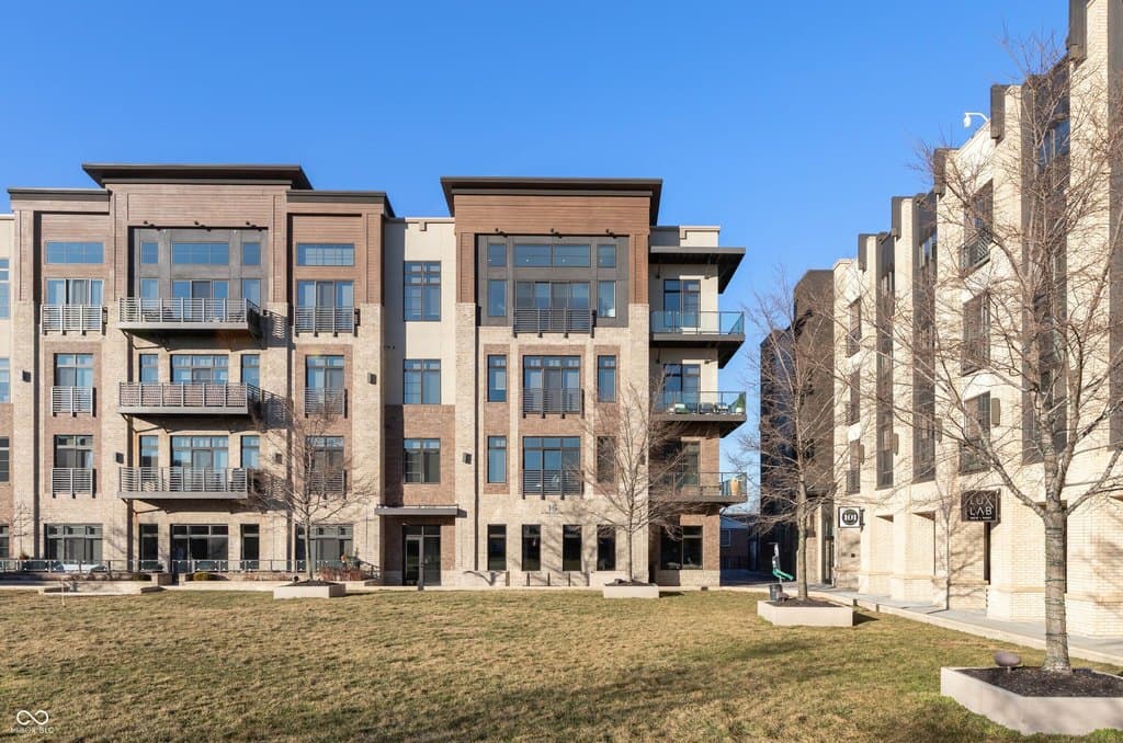 15 W Executive Dr Unit 405, Carmel
