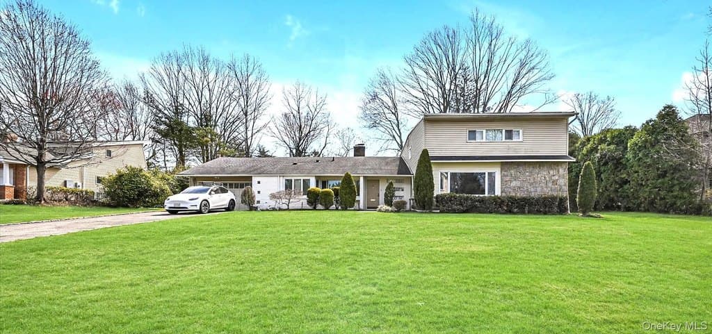 5 Fieldstone Ln, Great Neck