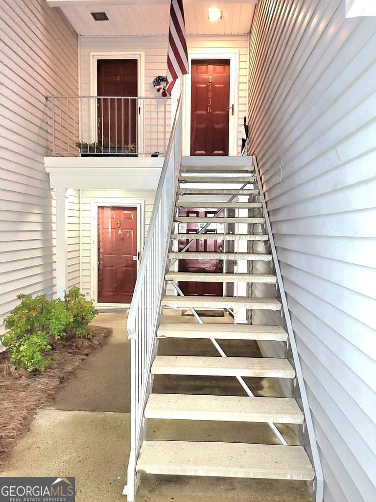 7036 Somerset Cir, Alpharetta