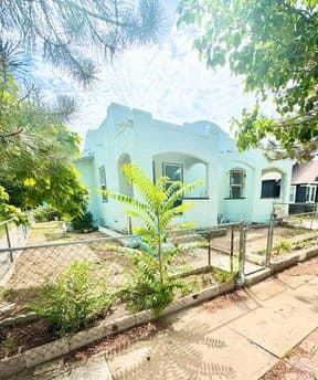 1102-1104 Palmer Ave