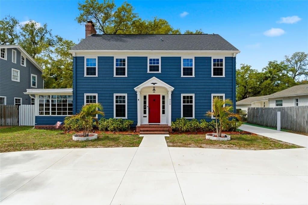 320 N Betty Ln, Clearwater