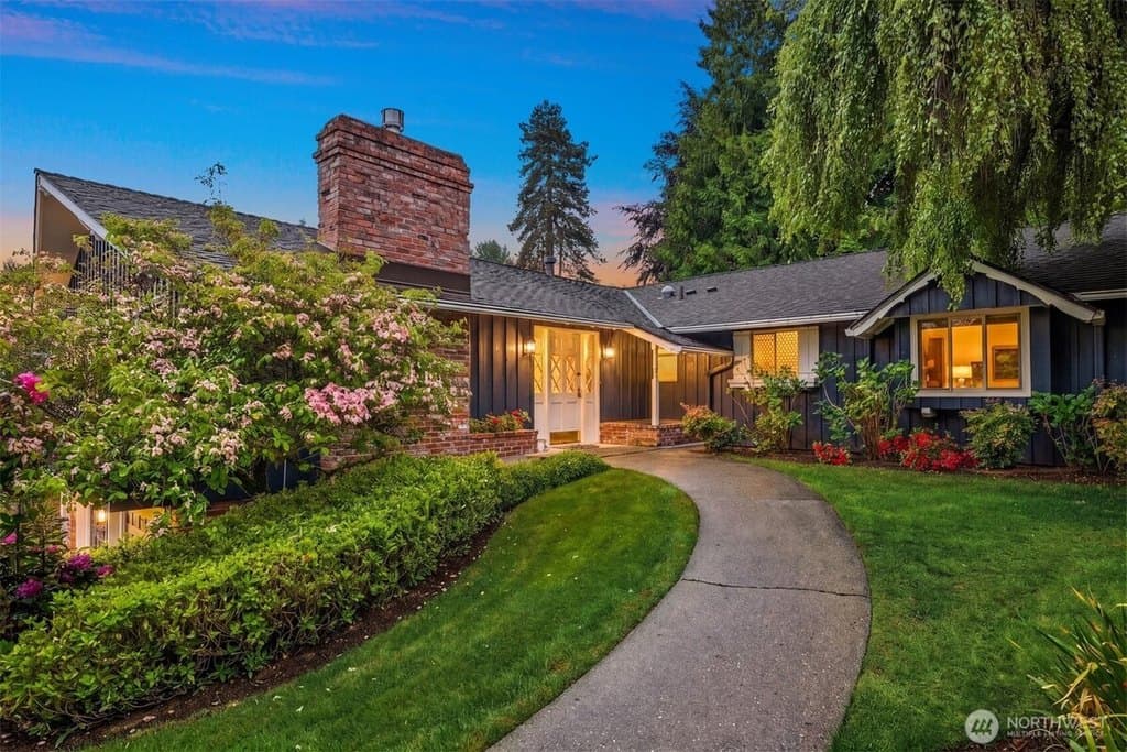 12535 SE 15th St, Bellevue