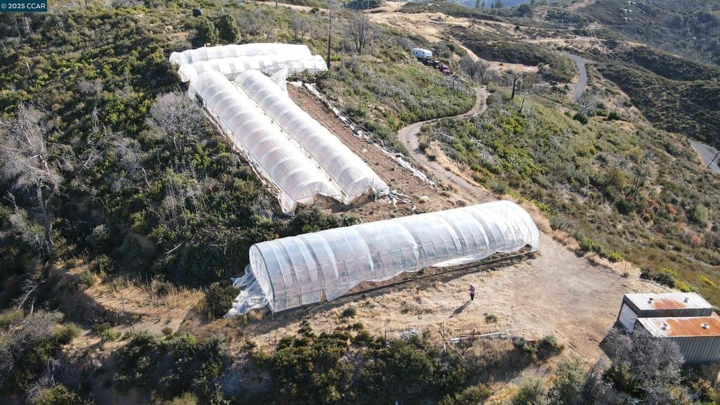 12700 Pine Flat Rd, Healdsburg