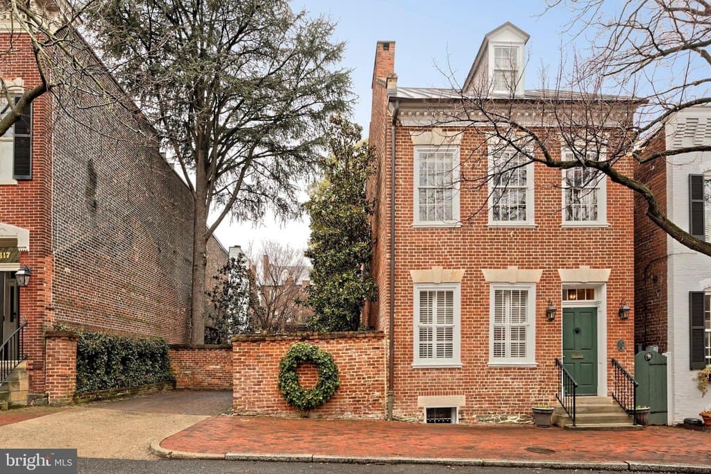 113-115 Lee St S, Alexandria