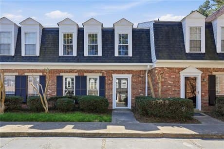 5 Independence Pl NW