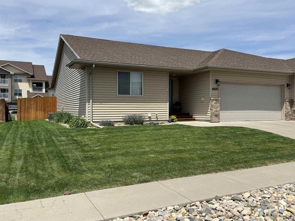 4900 Patricia St, Rapid City