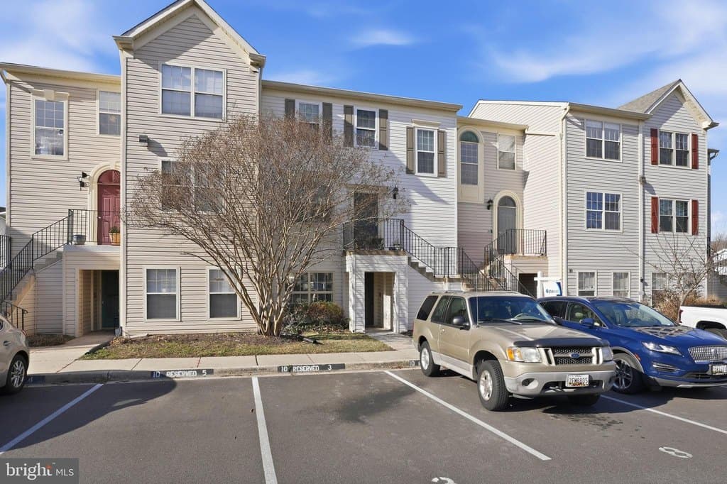 10 Sandstone Ct Apt B, Annapolis