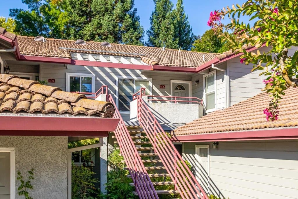 4840 Dover Ln Unit 406, Sacramento
