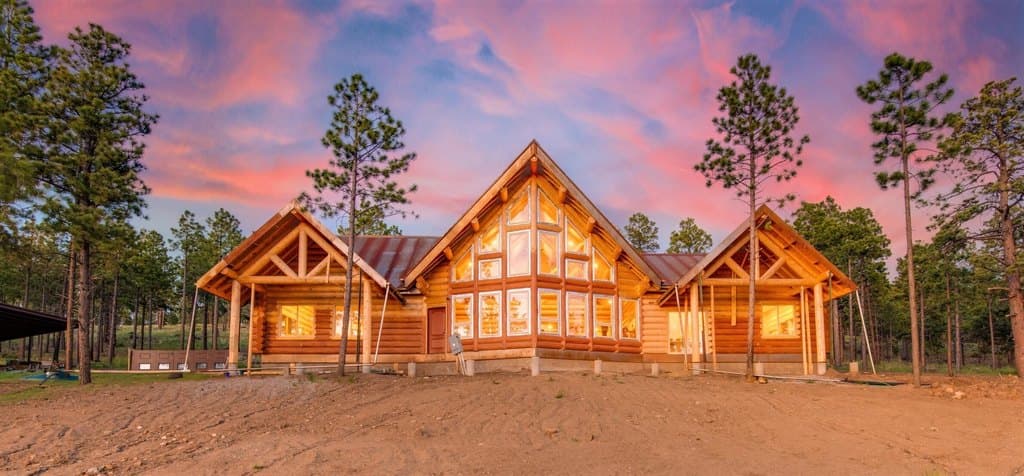 192 Llano De La Legua, Taos