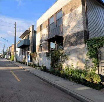 388 Bill Kennedy Way SE