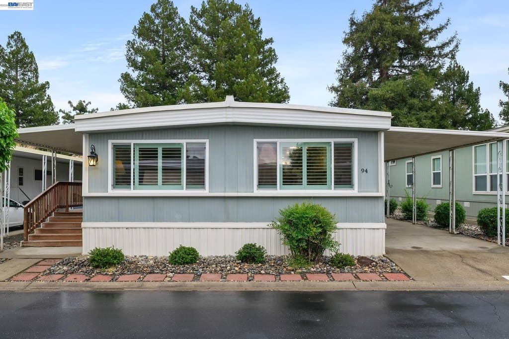 3231 Vineyard Ave Spc 94, Pleasanton