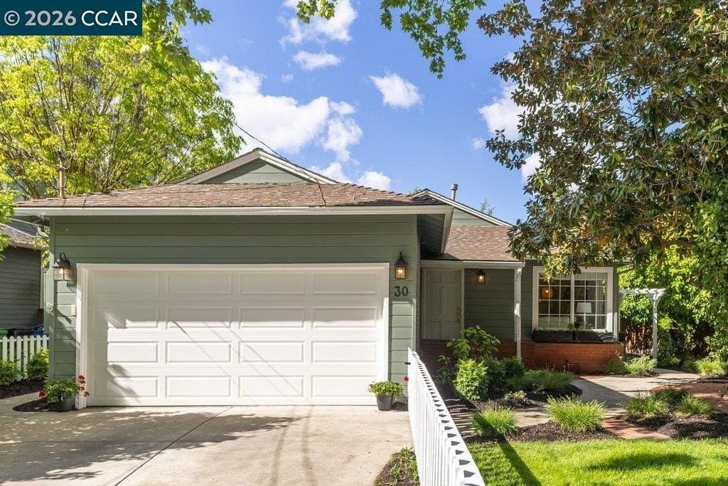 30 Maple Ln, Walnut Creek