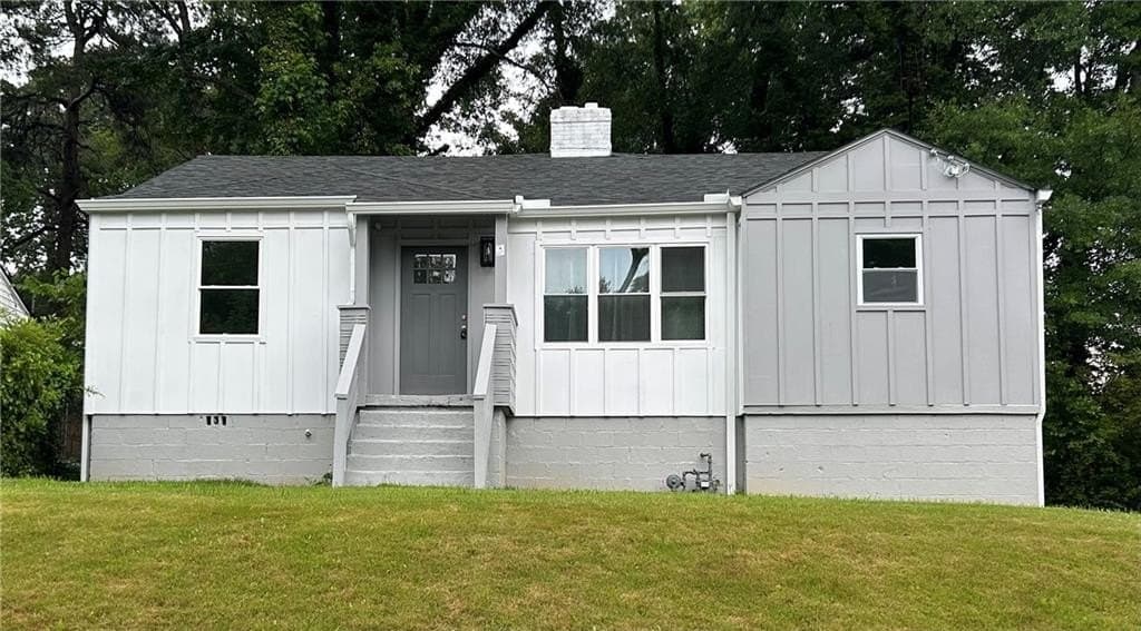 876 Pinehurst Ter SW