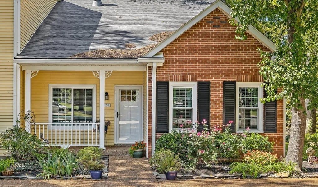 1253 Carriage Park Dr, Franklin