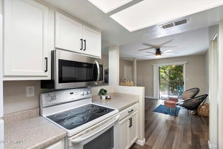 16602 N 25th St Apt 215