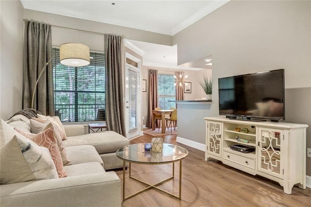 3777 Peachtree Rd NE Apt 1233, Brookhaven