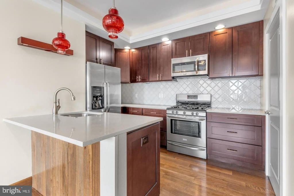 1241-00 Buttonwood St Unit 4C, Philadelphia