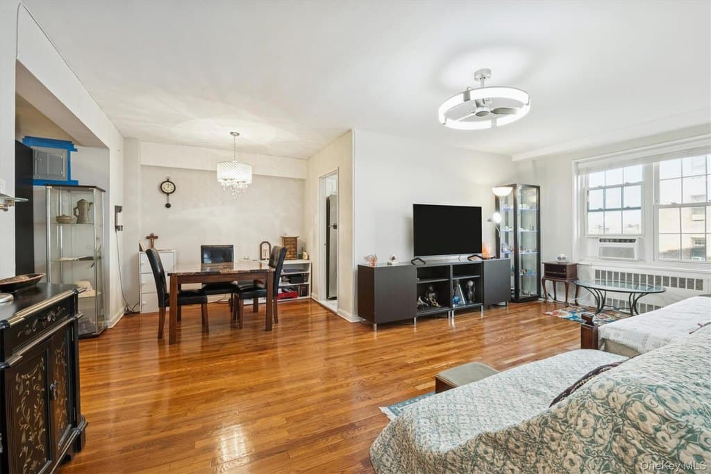 139-09 84th Dr Unit 408