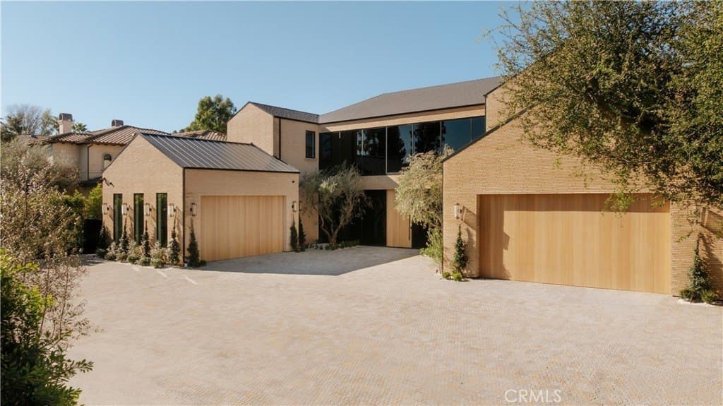 4543 Densmore Ave, Encino