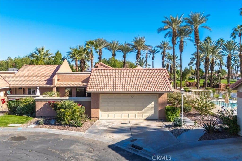 42004 Sand Dune Dr, Palm Desert