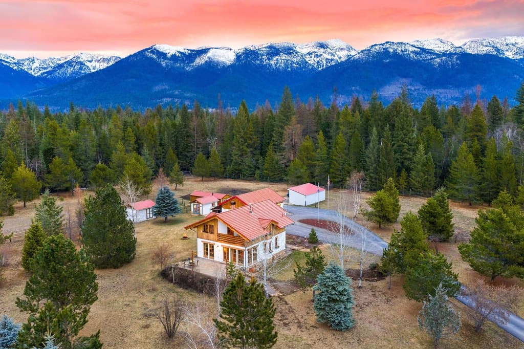 417 Swan View Trl, Bigfork