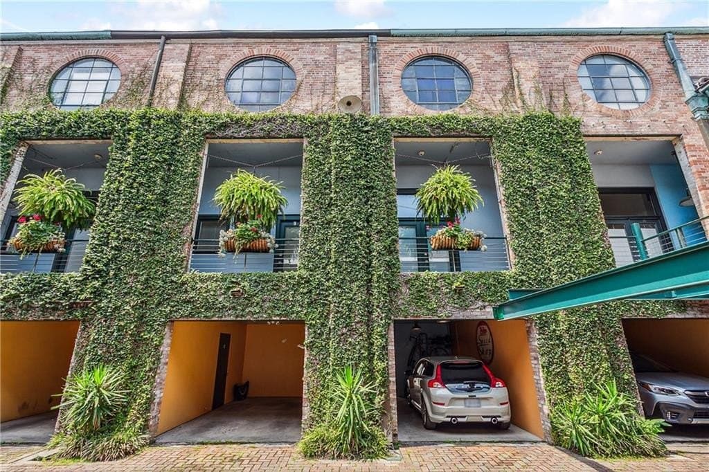 1201 Chartres St Apt 7, New Orleans