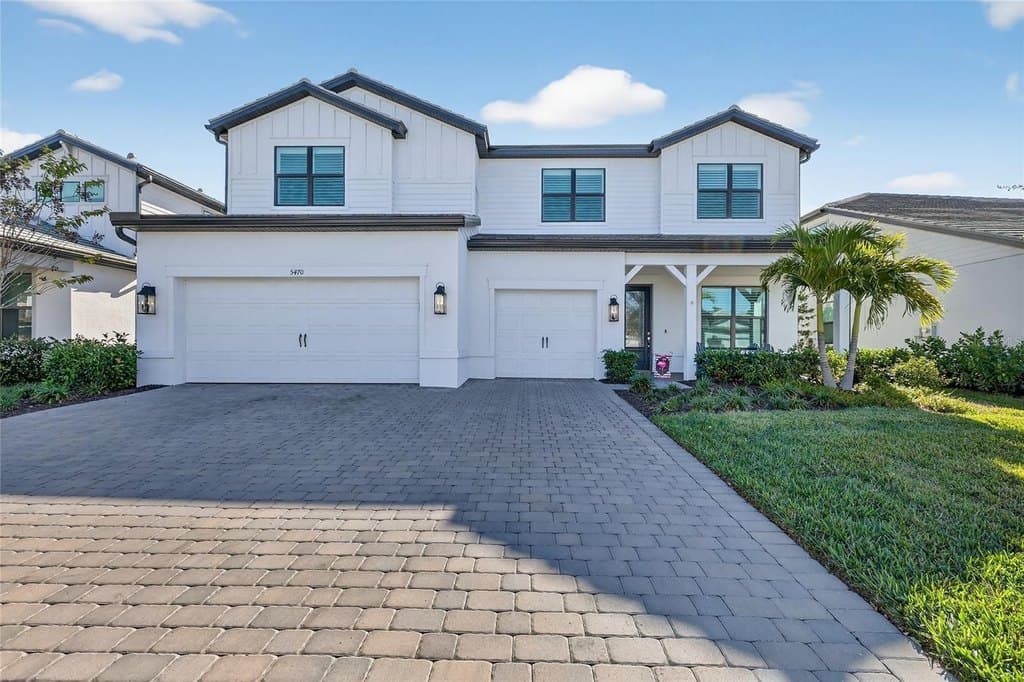 5470 Silverside Pine Ct, Lakewood Ranch