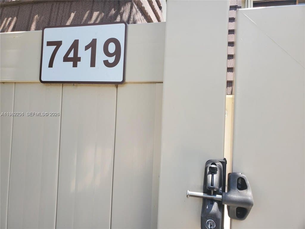 7419 74th Way Unit 7419, West Palm Beach