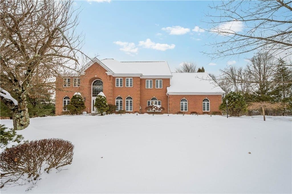 1648 Blackburn Heights Dr, Sewickley