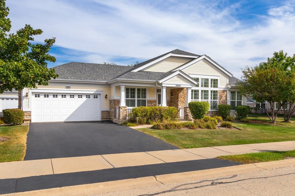 2629 Camberley Cir, Naperville