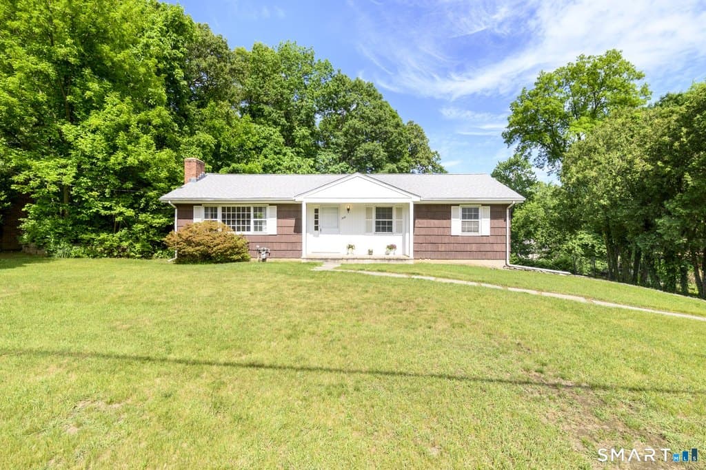 345 Haig Ave, Stamford