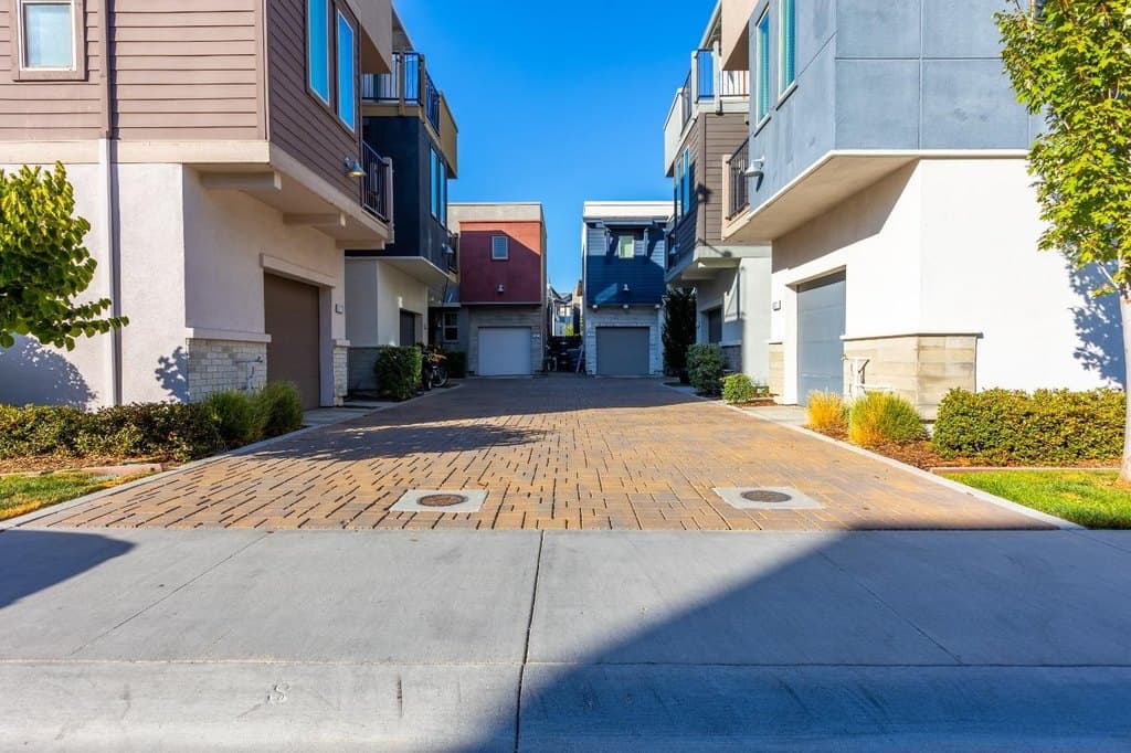 191 Log Pond Ln, Sacramento