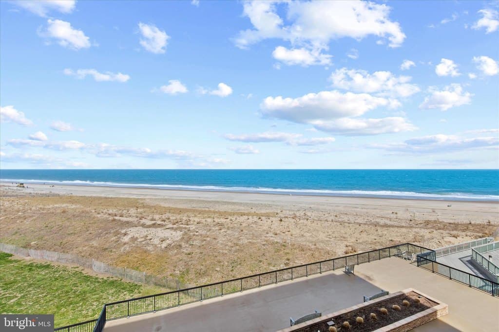 402 Chesapeake House Rd, Bethany Beach