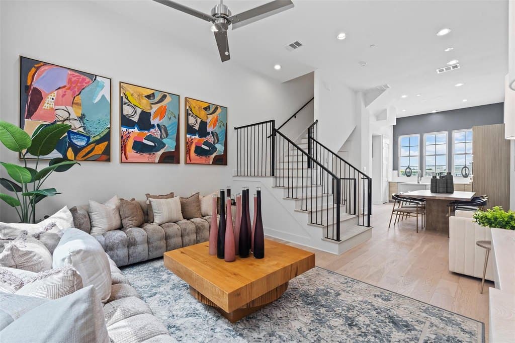 239 Watt Ct, Round Rock