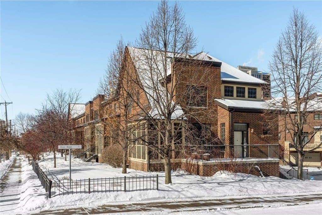 1413 Franklin Ave SE, Minneapolis