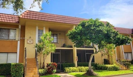 307 Lakeview Dr Apt 102