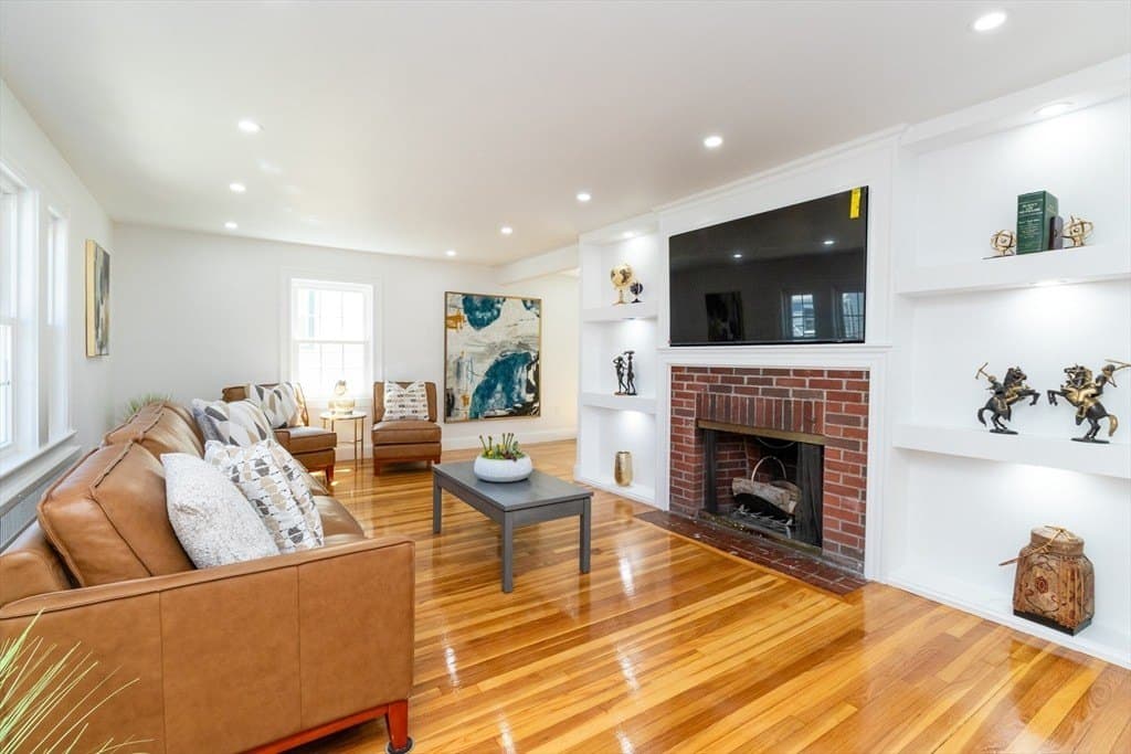 27 Ellison Ave, Boston