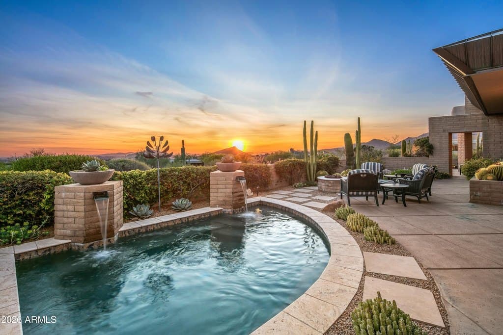 11131 E Graythorn Dr, Scottsdale