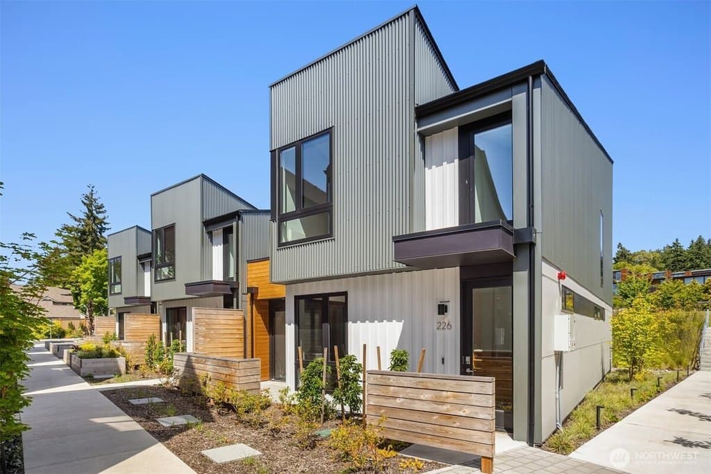 226 Canopy Path NW, Bainbridge Island