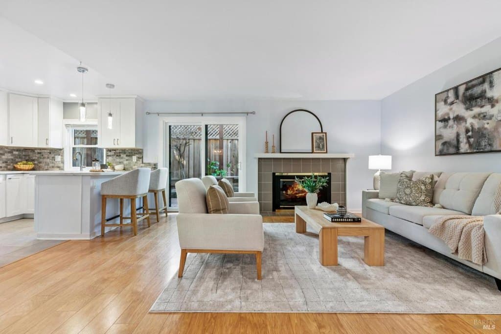 818 2nd St W, Sonoma