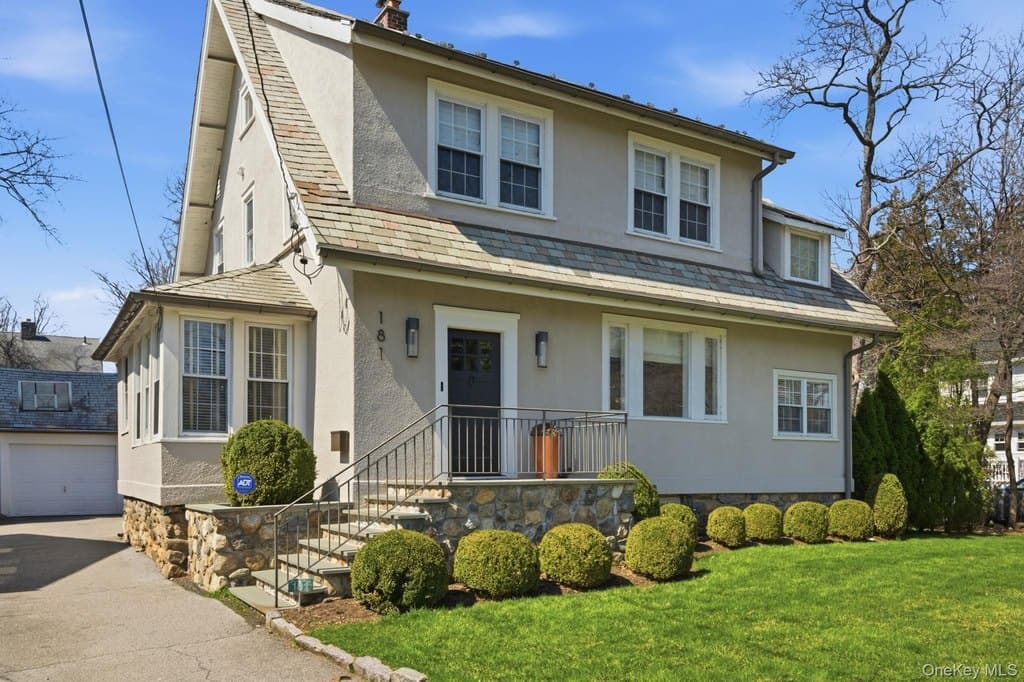 181 Webster Rd, Scarsdale