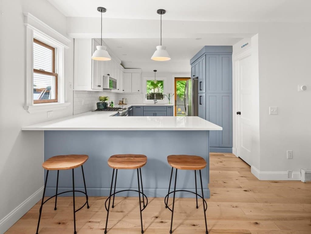 11 Poplar St, Burlington